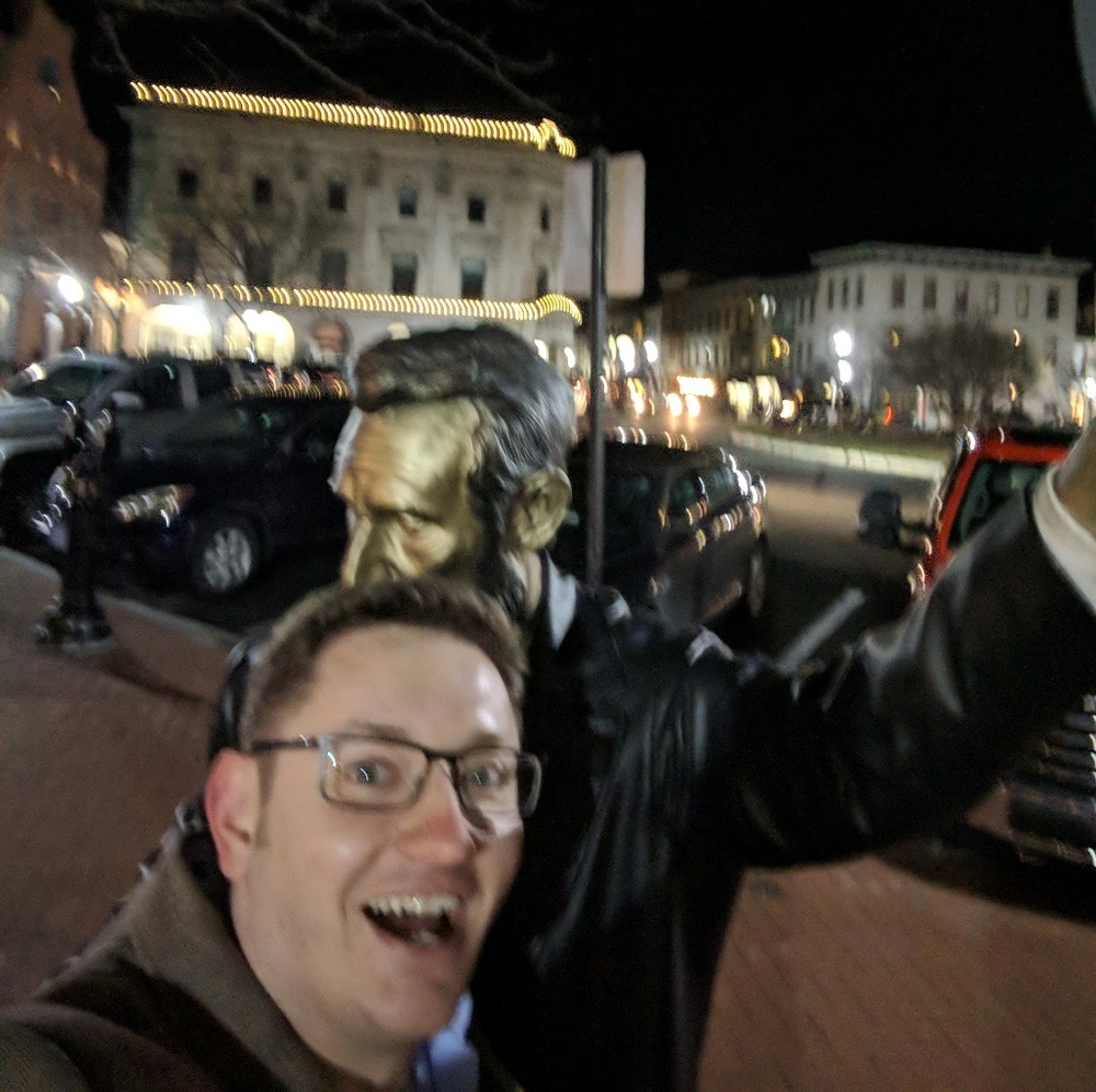 Meet your Posher, Tom